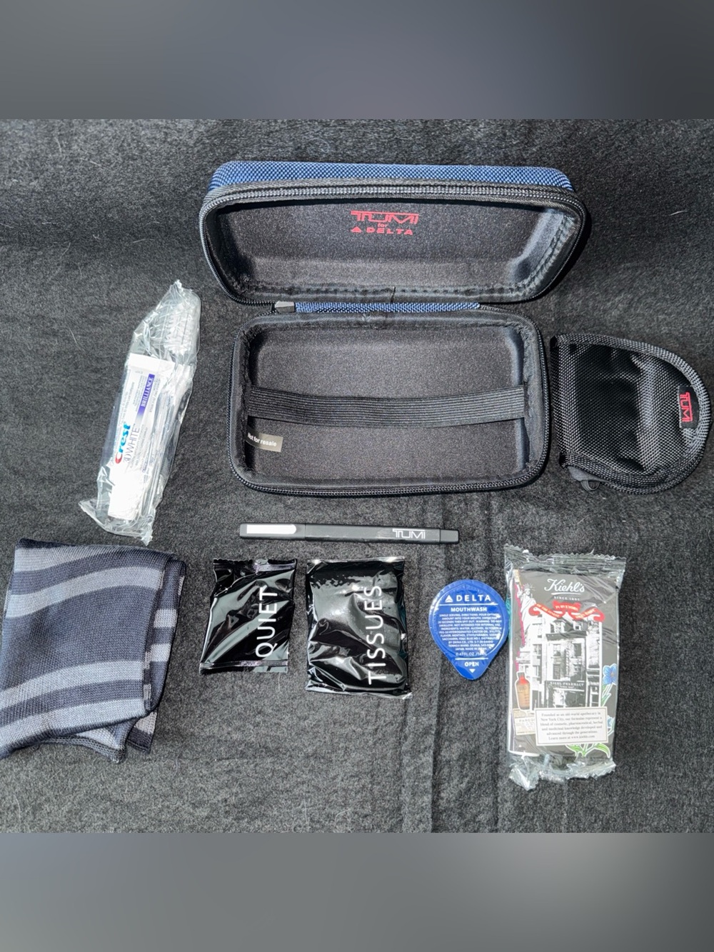 Tumi Delta Airlines Black Hard Shell Amenity Kit Kiehls Skincare Travel Set